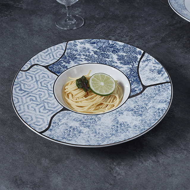 Blue and White Bone China Dinner Set Поставщик отелей