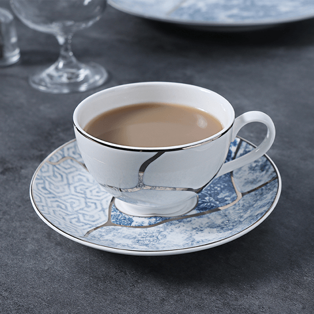 Blue and White Bone China Dinner Set Поставщик отелей