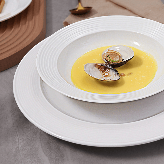 Белые фарфоровые обеденные тарелки Набор керамических блюд