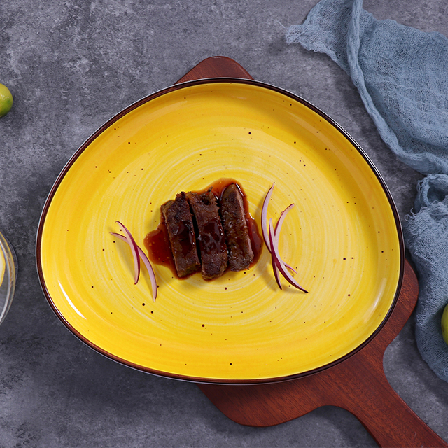 Набор керамической плиты Таблеваре набора обедающего фарфора подгонянный желтым цветом для обедать гостиницы